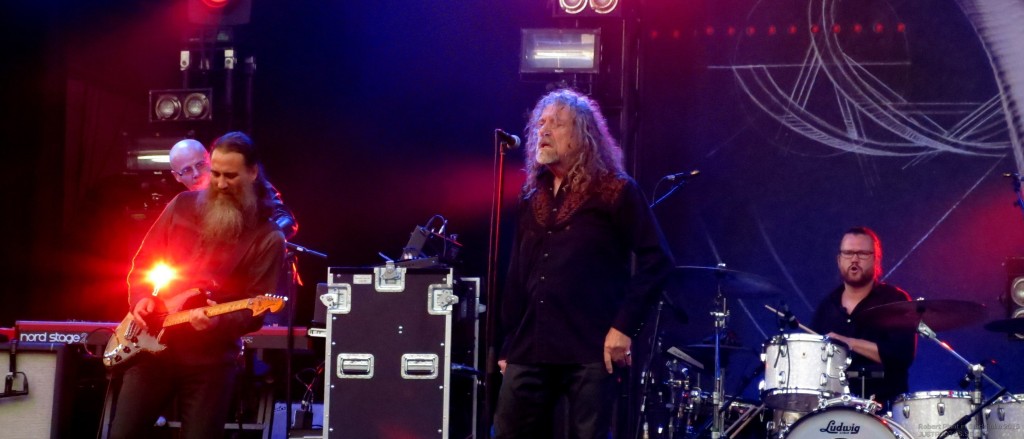 Robert_Plant_in_Stockholm201526