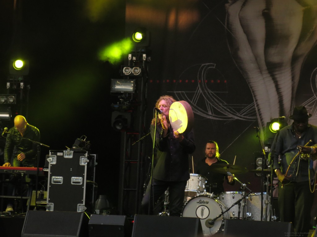 Robert_Plant_in_Stockholm201537