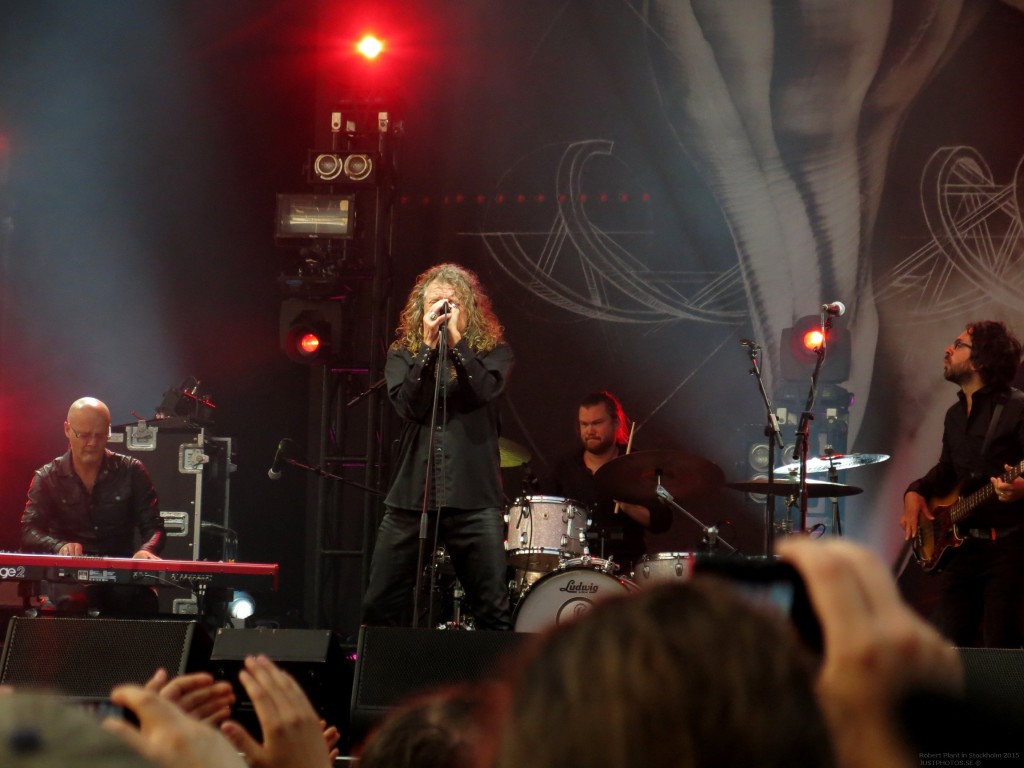 Robert_Plant_in_Stockholm201546